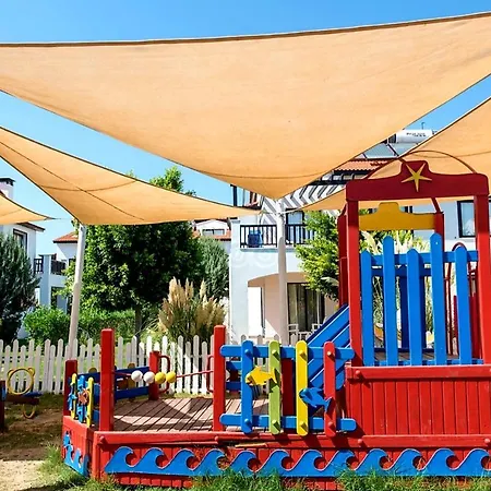 Apartman Royal Villas 5S *